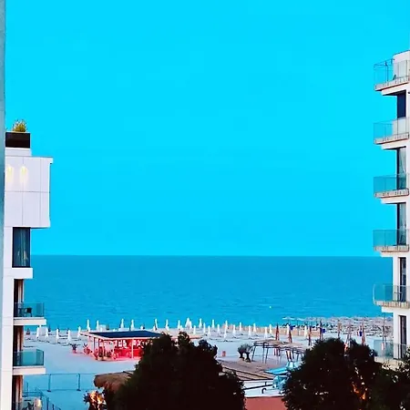 Fantasea - La Mare Si - Summerland Apartment